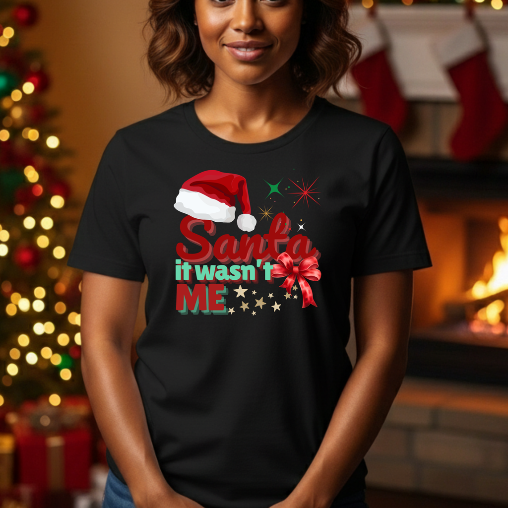 Funny Christmas Shirt "Santa It Wasn’t Me Funny Christmas" Holiday Graphic Tee